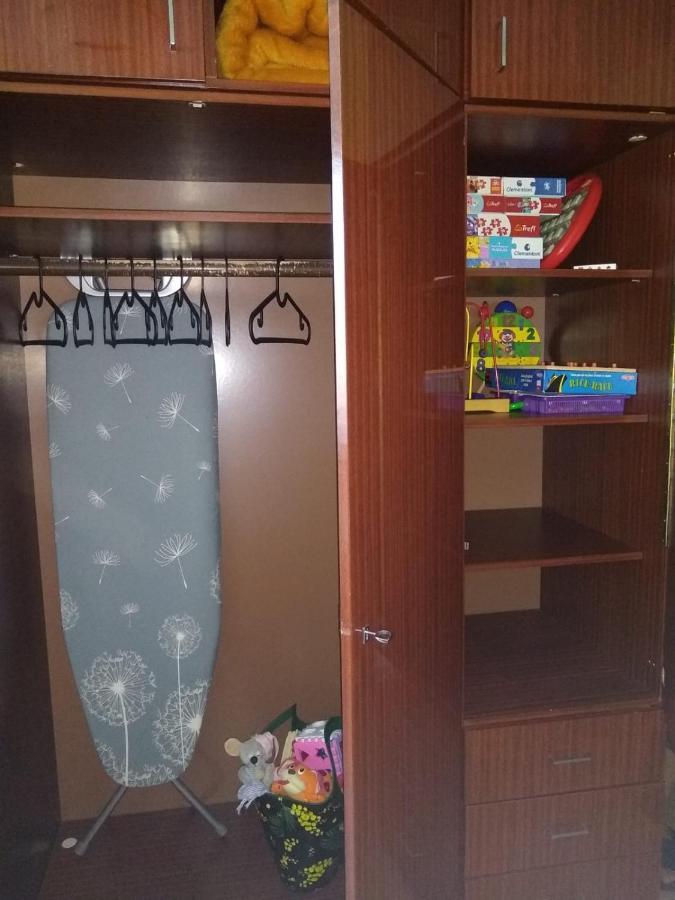 Brivdienu Dzivoklis Madona Exteriör bild